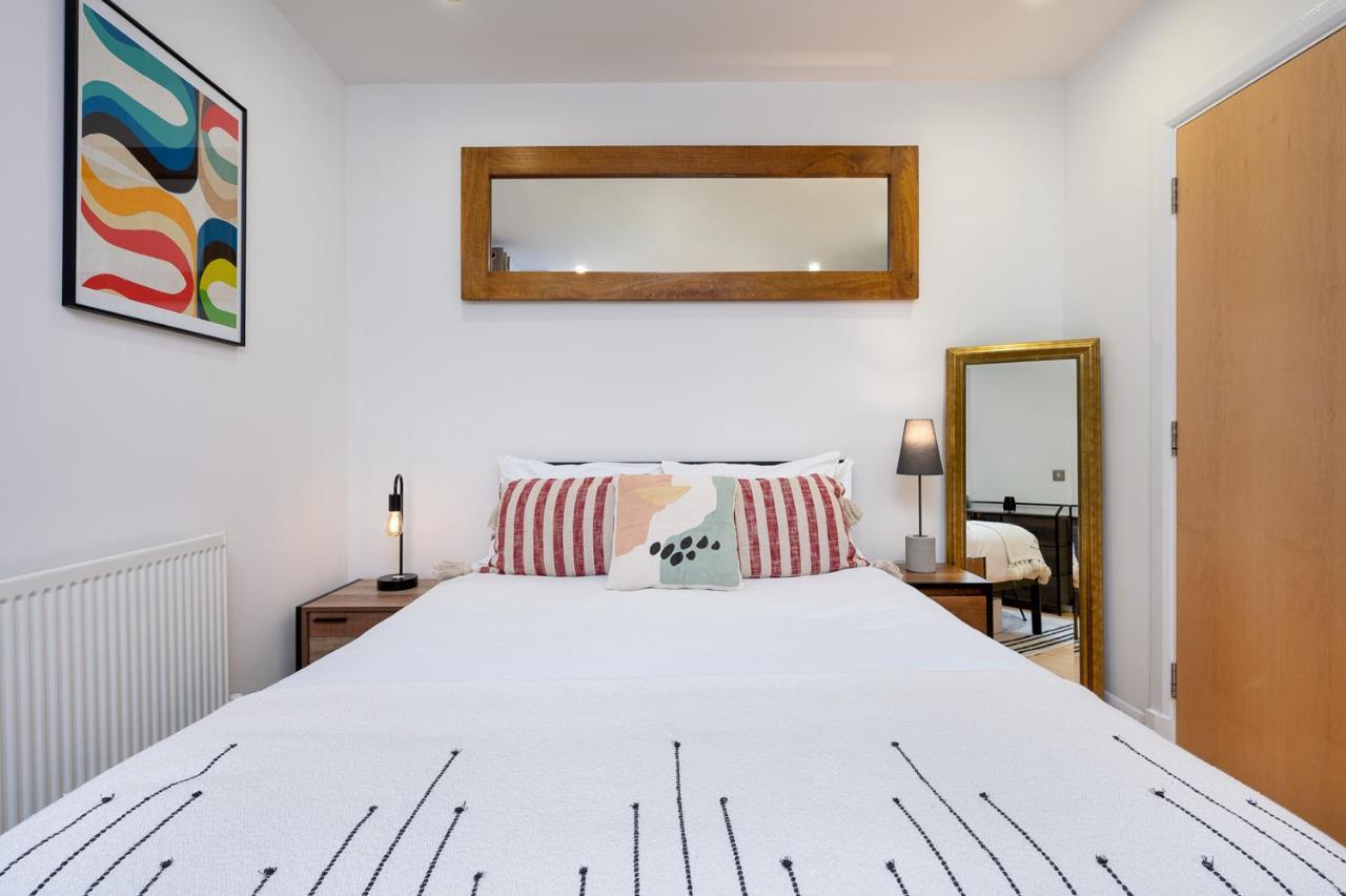 D8 - Canal View Apartment Londres Exterior foto